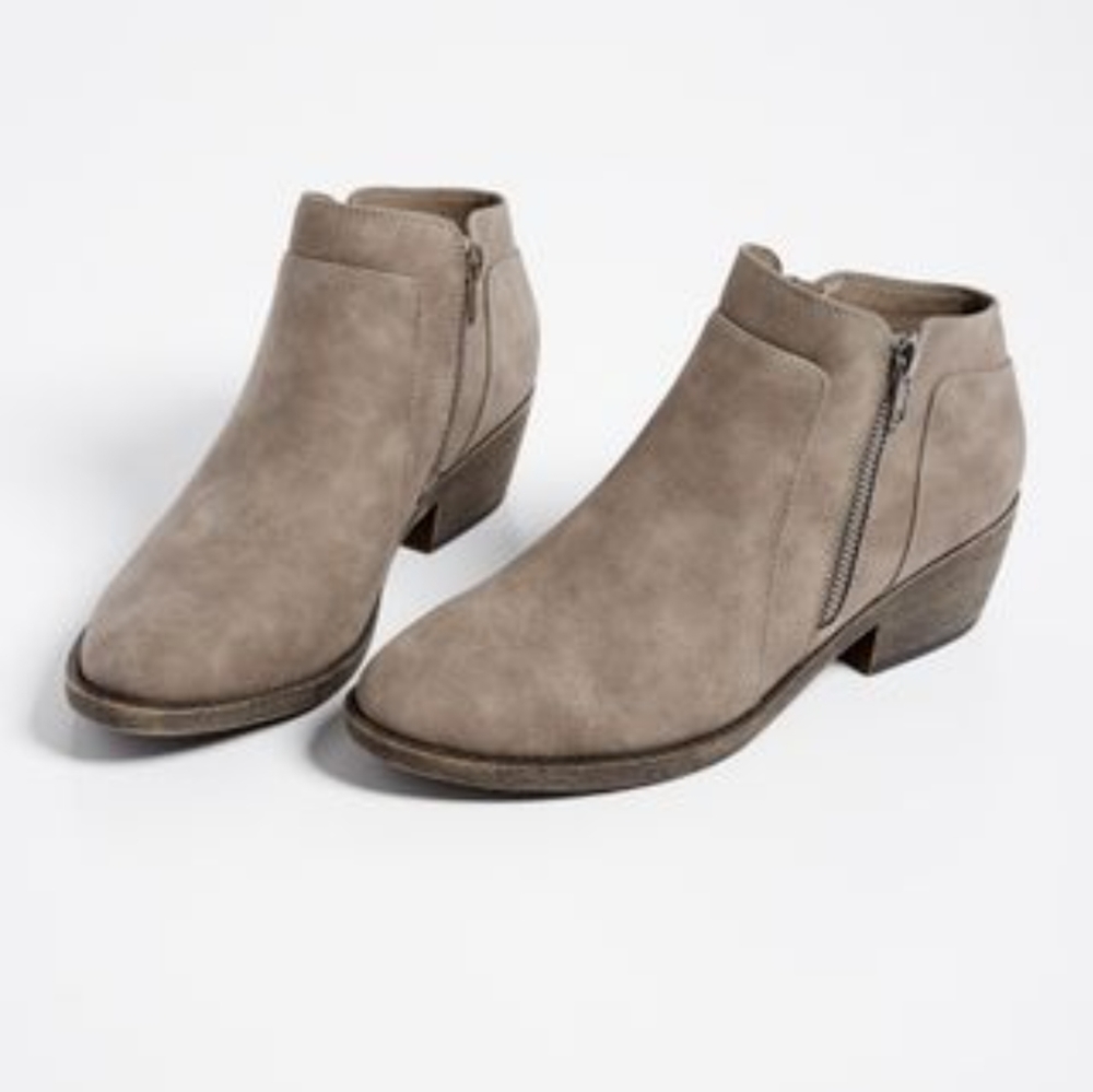 EUC Taupe Ankle Boots